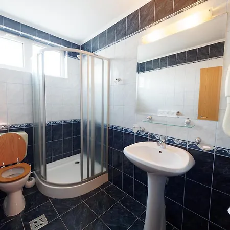 Hotel Oasis 3*