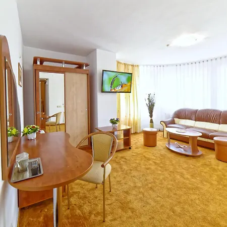 Hotel Oasis