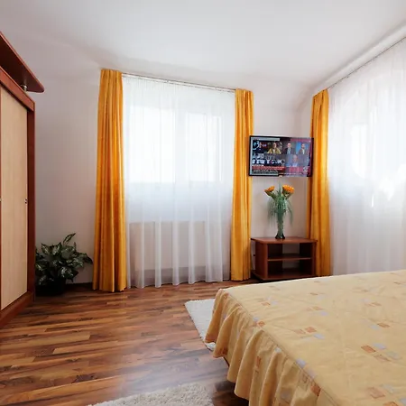 Oasis Hotel