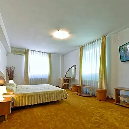 Ξενοδοχείο Oasis 3*