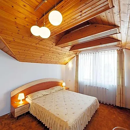 Ξενοδοχείο Oasis 3*
